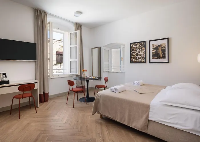 Piac Luxury Suites