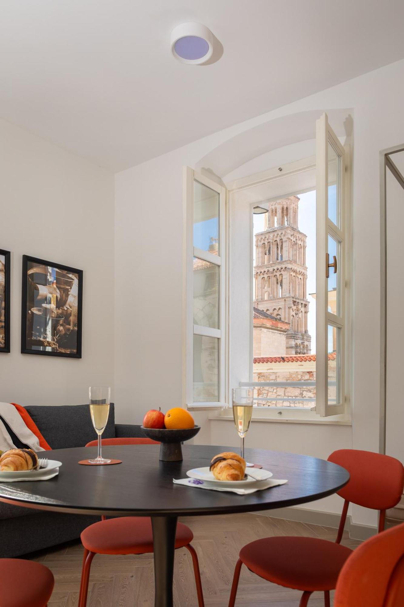 Piac Luxury Apartament *