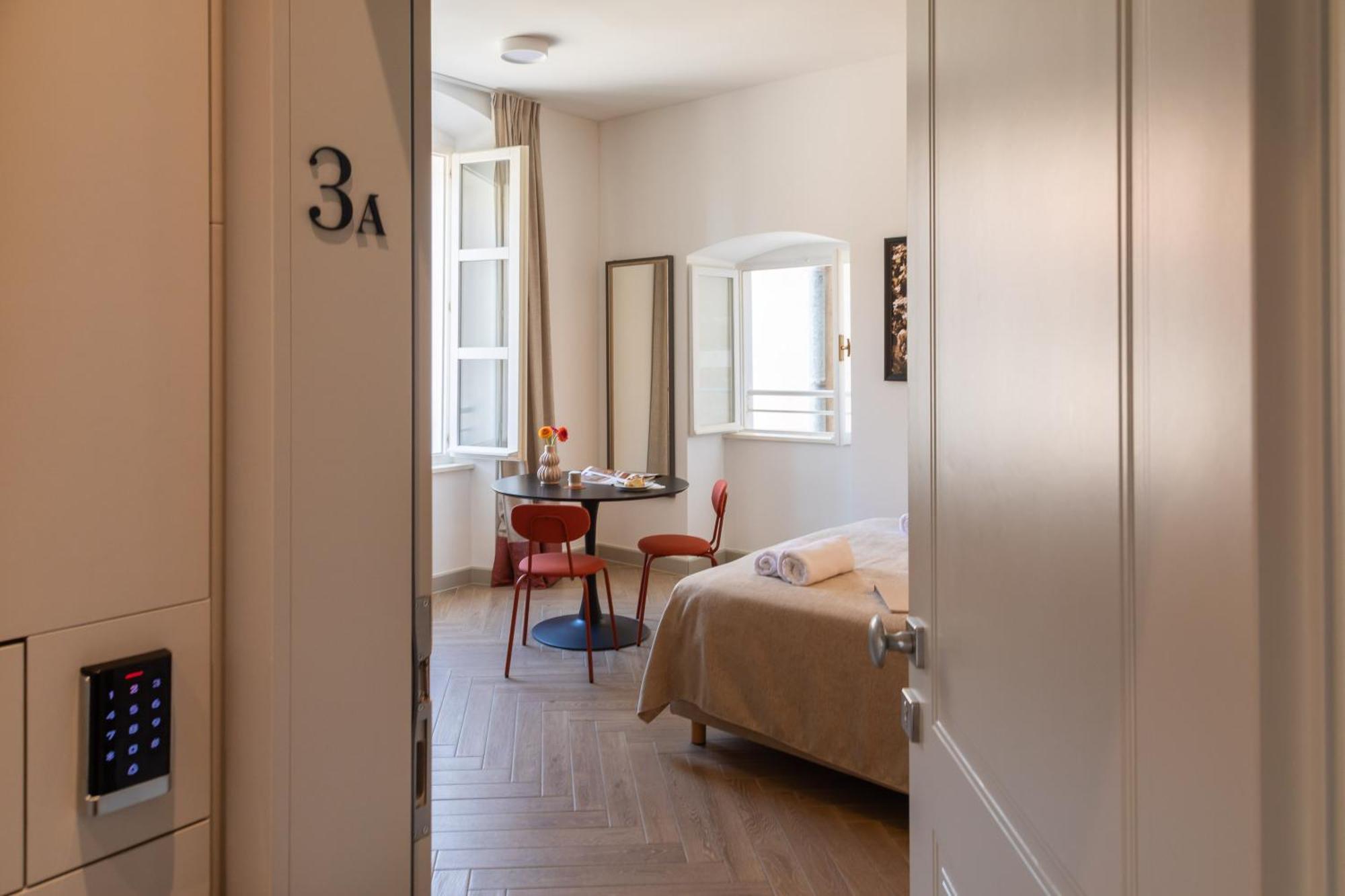 Piac Luxury